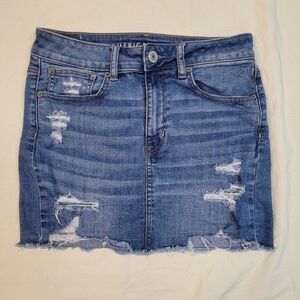 American Eagle Outfitters Frayed Distressed Blue Denim Mini Skirt, Size 6
